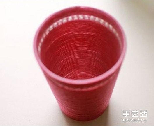 毛線纏繞杯子改造小制作 塑料杯子改造教程 -  rpnrmr.com
