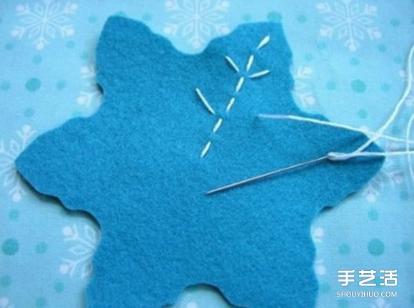 圣誕主題不織布雪花、圣誕樹和姜餅人掛件制作 -  rpnrmr.com