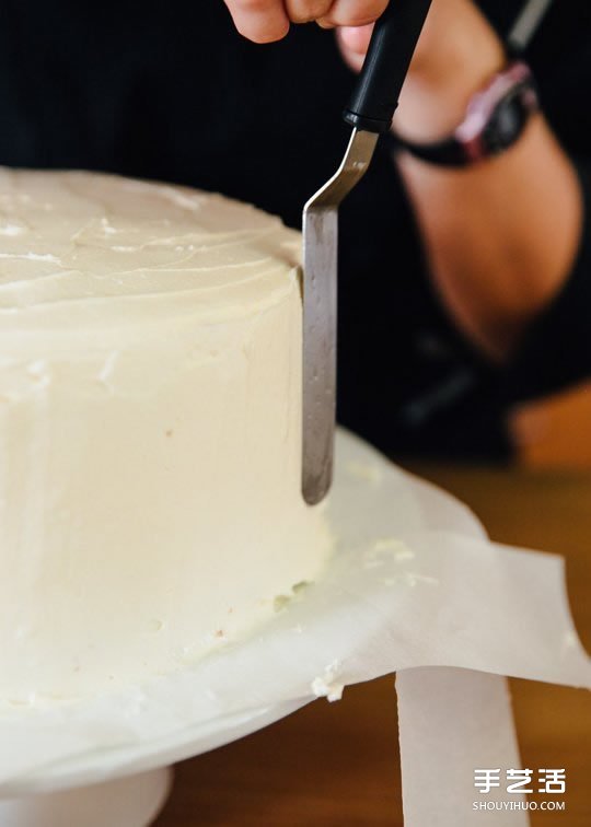 怎么用奶油裝飾蛋糕 專業(yè)糕點師傅的3個小秘訣 -  rpnrmr.com
