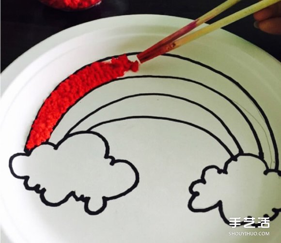 一次性餐盤畫彩虹 創(chuàng)意幼兒園餐盤畫制作方法 -  rpnrmr.com
