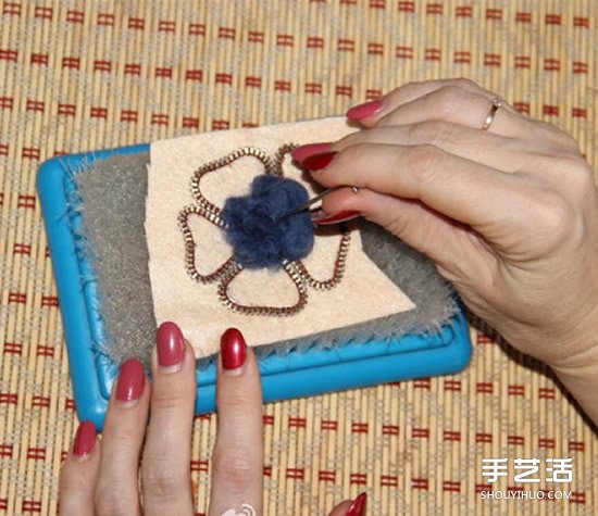 冷艷的羊毛氈花朵DIY 將毛氈和拉鏈合為一體 -  rpnrmr.com