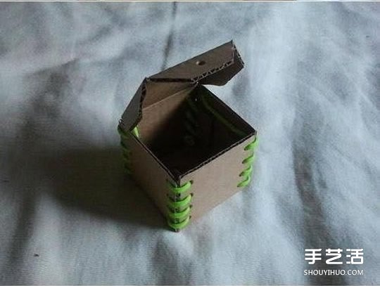 硬紙板手工制作兒童存錢(qián)罐的方法步驟圖解 -  rpnrmr.com