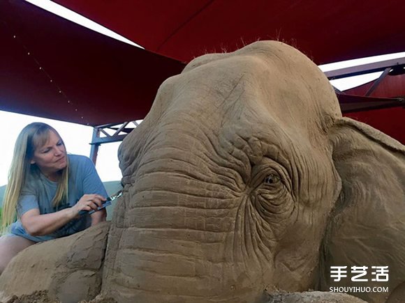 栩栩如生而充滿童話氛圍的象鼠下棋造型沙雕 -  rpnrmr.com