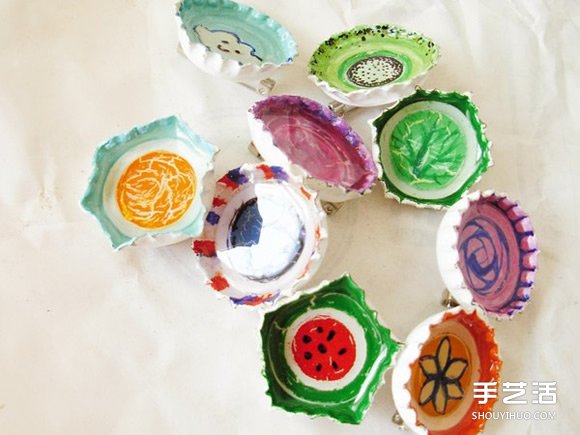 可愛漂亮的瓶蓋畫圖片 金屬瓶蓋變廢為寶畫畫 -  rpnrmr.com