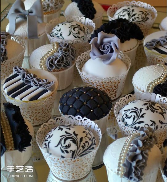 新婚快樂！創(chuàng)意結婚蛋糕讓你的婚禮有亮點 -  rpnrmr.com