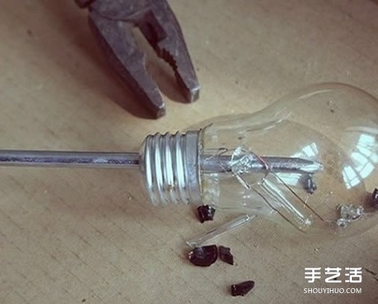 廢舊燈泡制作花盆 DIY迷你盆景的方法步驟 -  rpnrmr.com
