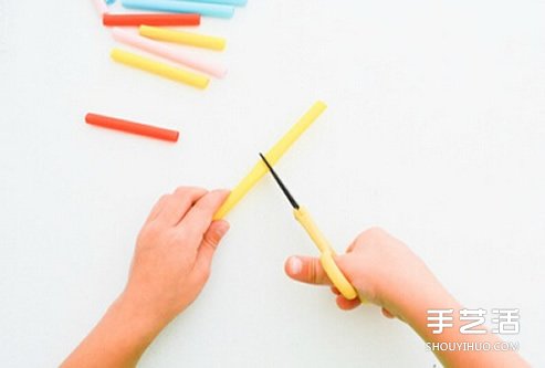 幼兒吸管手工制作 做出節(jié)日里漂亮的多彩裝飾 -  rpnrmr.com