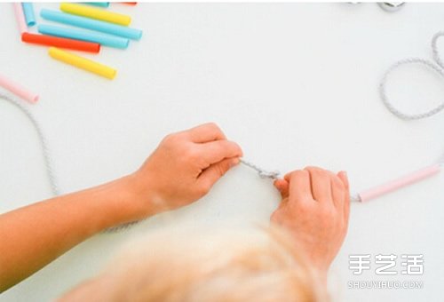 幼兒吸管手工制作 做出節(jié)日里漂亮的多彩裝飾 -  rpnrmr.com