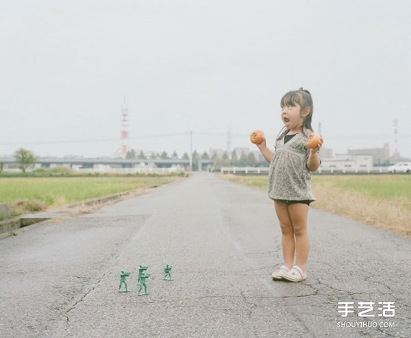 可愛小女孩攝影擺拍 簡單創(chuàng)意讓照片充滿趣味 -  rpnrmr.com