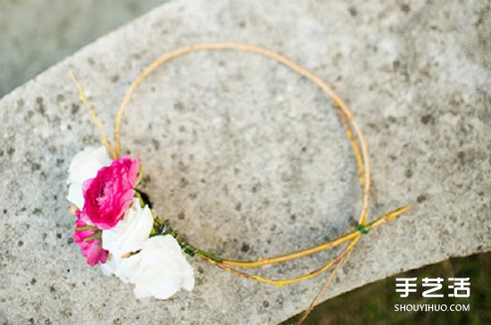 新娘花環(huán)頭飾制作方法 DIY新娘鮮花花環(huán)教程 -  rpnrmr.com