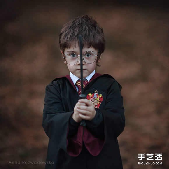 最強(qiáng)兒童寫(xiě)真照片 小孩瞬間變成經(jīng)典名人! -  rpnrmr.com