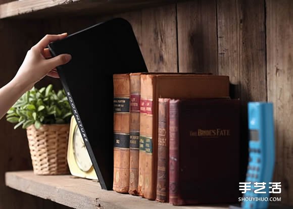 收納起來就像書本一樣輕薄的超便利桌椅設(shè)計(jì) -  rpnrmr.com