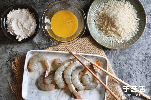 喝著冰啤酒 再來個香酥炸蝦配芒果甜辣醬料理 -  rpnrmr.com