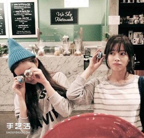 該如何和閨蜜一起合影 閨蜜合照的姿勢(shì)Pose -  rpnrmr.com