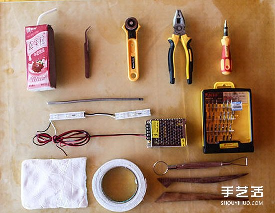 牛奶盒廢物利用DIY制作創(chuàng)意臺(tái)燈的方法步驟 -  rpnrmr.com