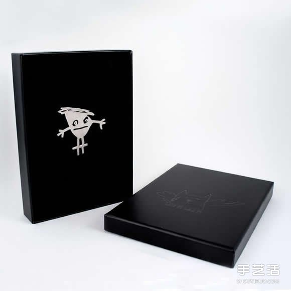 不復(fù)返的童年涂鴉 制作成金屬墜子永恒紀(jì)念！ -  rpnrmr.com