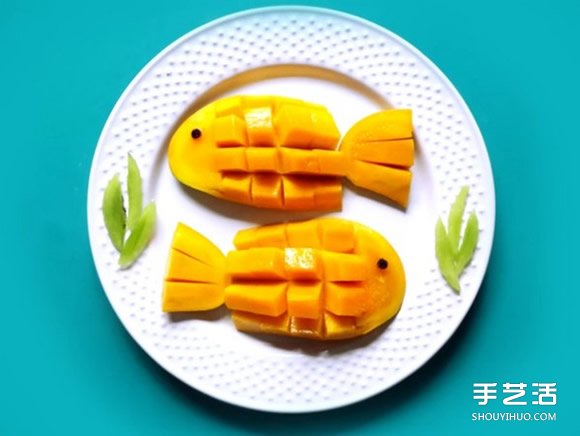 創(chuàng)意大芒果切法圖解教程 讓你切出可愛(ài)的金魚(yú) -  rpnrmr.com