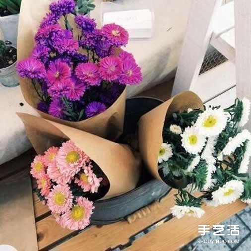 牛皮紙包花束圖解 用牛皮紙包花的方法圖片 -  rpnrmr.com