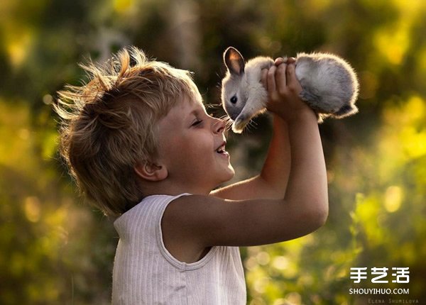 可愛小男孩跟動物們的溫馨攝影作品欣賞 -  rpnrmr.com