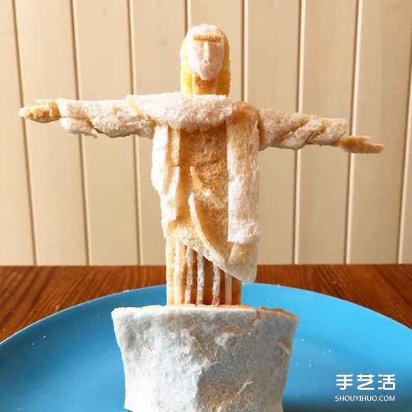 愛心老爸的面包雕刻作品 讓過敏女兒吃得開心 -  rpnrmr.com
