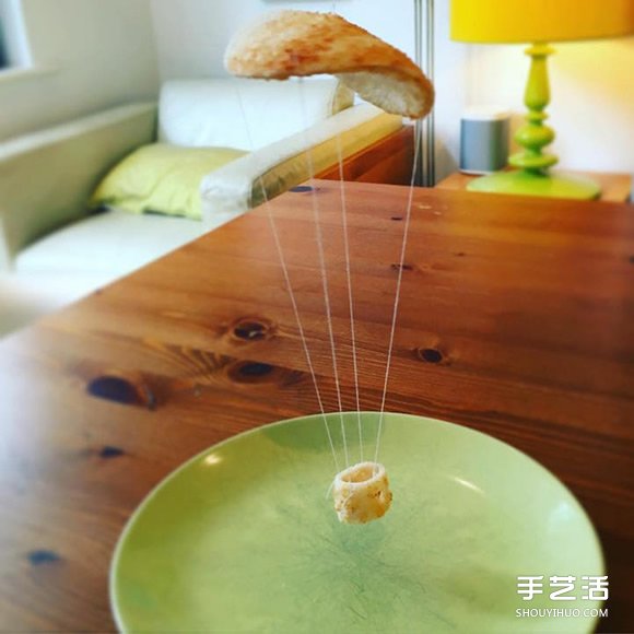 愛心老爸的面包雕刻作品 讓過敏女兒吃得開心 -  rpnrmr.com