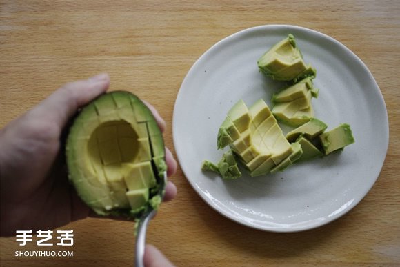 學(xué)起來(lái)受用無(wú)窮！聰明又實(shí)用的切水果小訣竅 -  rpnrmr.com