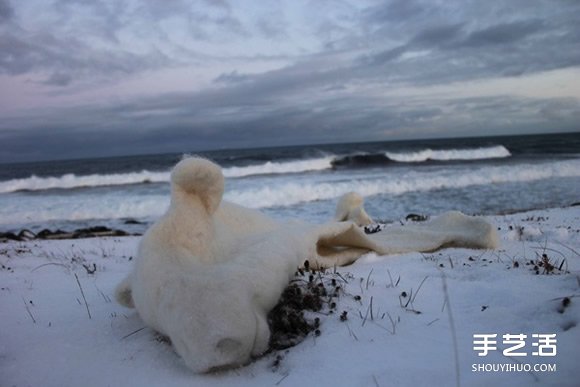 利用羊毛氈和牛奶、巧克力等DIY而成的風(fēng)景 -  rpnrmr.com