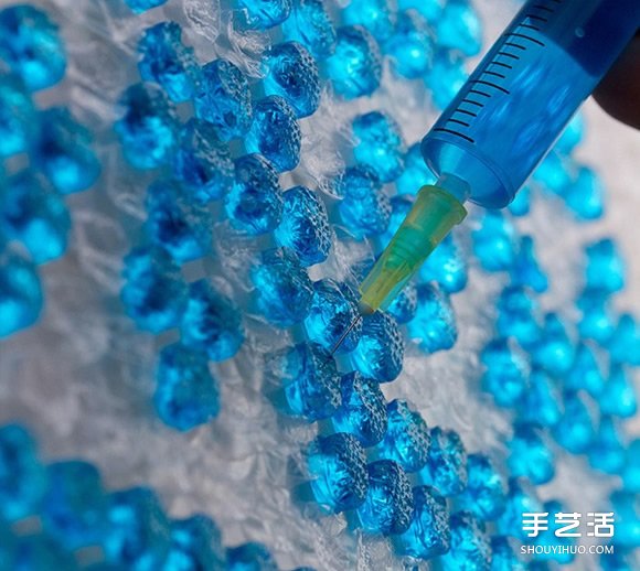 創(chuàng)意生日賀卡制作 氣泡膜中注入墨水DIY文字 -  rpnrmr.com