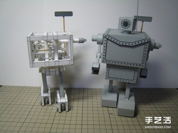 齒輪驅動紙機器人模型 手工自驅動紙機器人圖片 -  rpnrmr.com