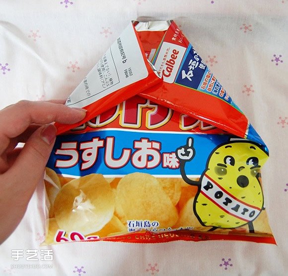 如果沒有橡皮筋也沒有膠帶 封裝零食的小技巧 -  rpnrmr.com