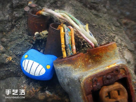 一年畫遍1000顆 讓人想收藏的可愛石頭畫作品 -  rpnrmr.com
