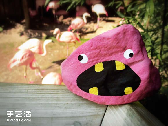 一年畫遍1000顆 讓人想收藏的可愛石頭畫作品 -  rpnrmr.com