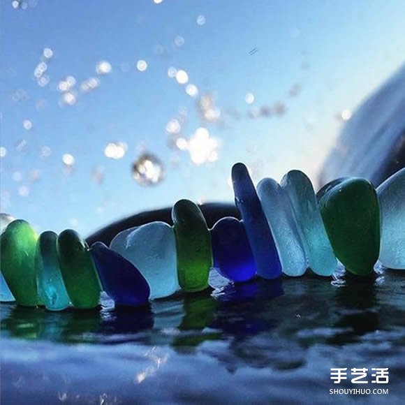 圓潤剔透的海玻璃 大自然加工的美麗“寶石” -  rpnrmr.com