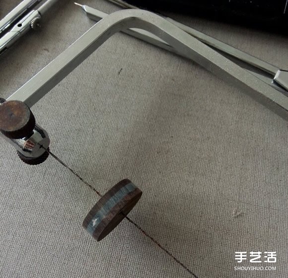 樹脂戒指怎么做過程 樹脂戒指制作教程圖片 -  rpnrmr.com