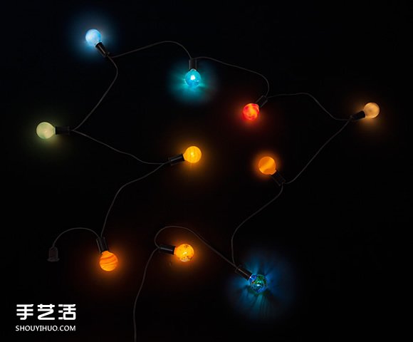 坐擁美麗太陽系 散發(fā)行星光澤的燈泡串設計 -  rpnrmr.com