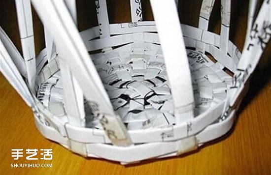 簡易垃圾桶的編織方法 廢紙簍用廢紙做圖解 -  rpnrmr.com
