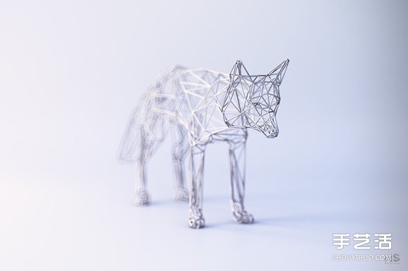 “金包銀”鐵絲雕塑 纏繞出動物的優(yōu)雅靈魂 -  rpnrmr.com