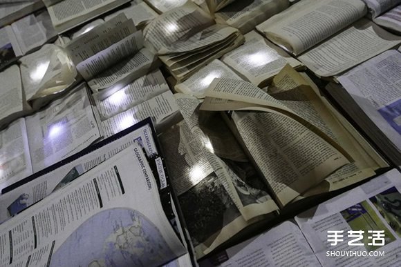 白晝之夜:一萬本書流落多倫多街頭的藝術(shù)活動 -  rpnrmr.com