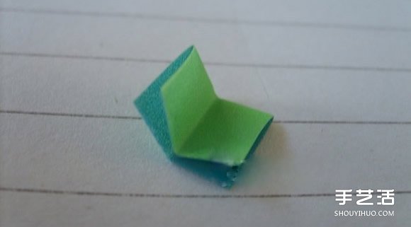 超久滑翔機(jī)折法圖解 簡(jiǎn)易便簽紙滑翔機(jī)制作 -  rpnrmr.com