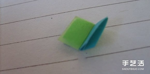 超久滑翔機(jī)折法圖解 簡(jiǎn)易便簽紙滑翔機(jī)制作 -  rpnrmr.com