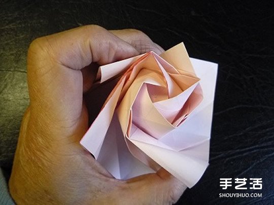 日本折紙大師的復雜玫瑰花折紙教程步驟圖解 -  rpnrmr.com