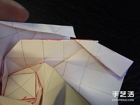 日本折紙大師的復雜玫瑰花折紙教程步驟圖解 -  rpnrmr.com