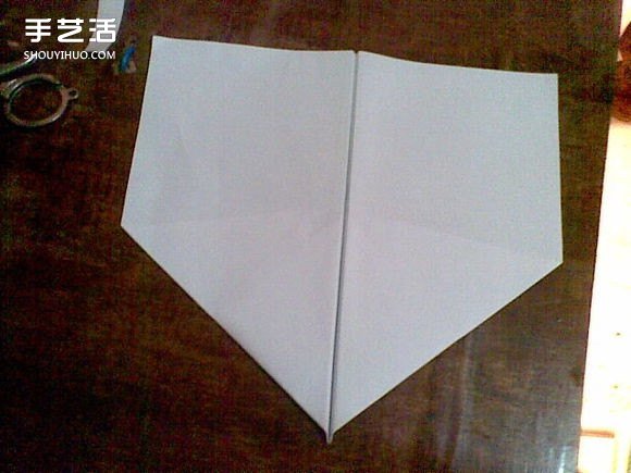 F-22戰(zhàn)斗機折紙圖解 手工制作F22戰(zhàn)機模型教程 -  rpnrmr.com
