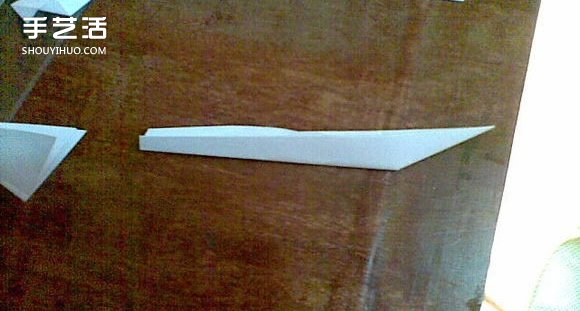 F-22戰(zhàn)斗機折紙圖解 手工制作F22戰(zhàn)機模型教程 -  rpnrmr.com