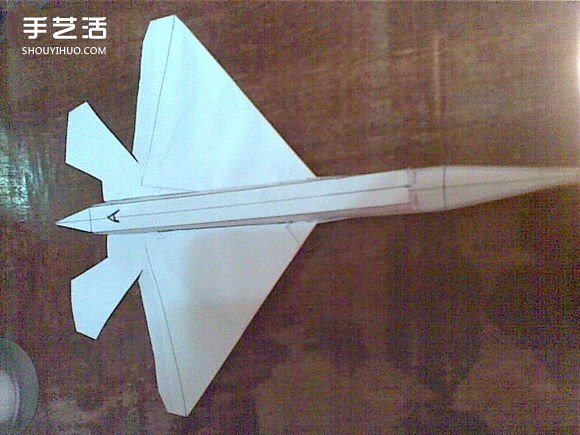 F-22戰(zhàn)斗機折紙圖解 手工制作F22戰(zhàn)機模型教程 -  rpnrmr.com