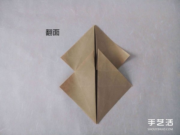 立體兔子的折法圖解 復(fù)雜站立紙兔子折紙教程 -  rpnrmr.com