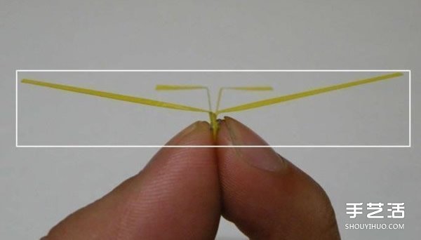 滑翔機(jī)折法圖解教程 簡(jiǎn)易紙滑翔機(jī)制作圖紙 -  rpnrmr.com