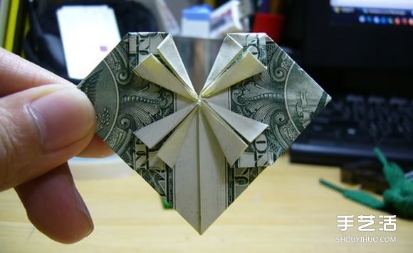 一元美金紙幣折愛心圖解 美金愛心的折紙方法 -  rpnrmr.com