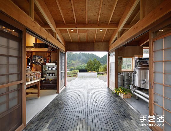零浪費(fèi)理念：用回收廢棄物建造的手工啤酒店 -  rpnrmr.com
