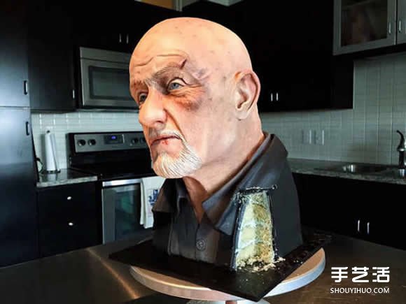 超逼真的人像蛋糕制作 還以為是個(gè)蠟像呢！ -  rpnrmr.com